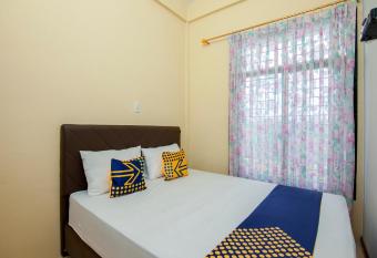 SPOT ON 2076 Hotel Stadion allows 18 year olds to book a room