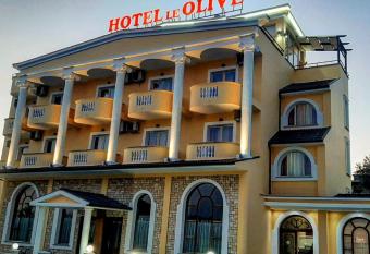 Hotel Le Olive has Balcony rooms