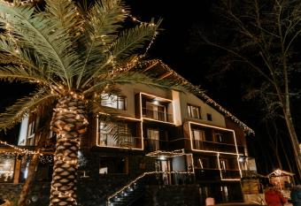 Utopia Forest has Balcony rooms