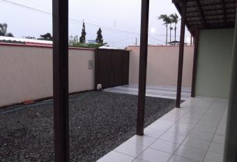 Casa de Praia has Balcony rooms