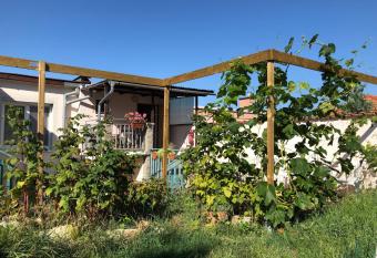 Ubytov  n   u Je    bk   has Balcony rooms