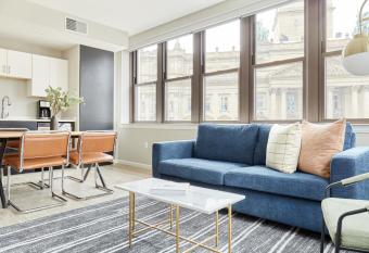 Kasa Cadillac Square Detroit allows 18 year olds to book a room