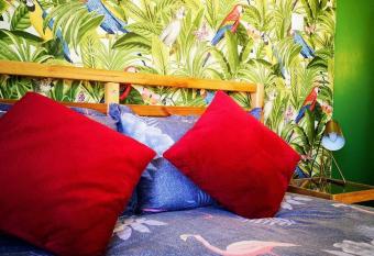 Tropical Loft with View has Balcony rooms