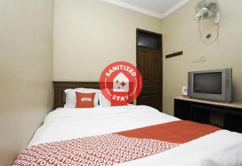 OYO 2092 Menara Sakti Sejahtera Syariah Hotel allows 18 year olds to book a room
