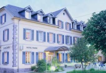 Le Domaine De Pairis allows 18 year olds to book a room