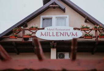 Hotel-Restaurant Milenium has Balcony rooms