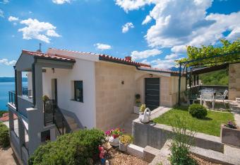 Villa Nadalina Deluxe has Balcony rooms
