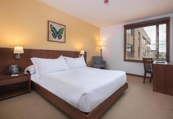 Hotel Habitel Select allows 18 year olds to book a room