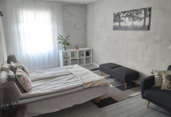 Old Town Apartment nr 9 allows 18 year olds to book a room
