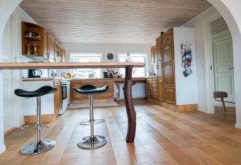 Marna Luxus Guesthouse doubleroom nr.3 has Balcony rooms