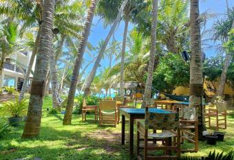 Voulez-Vous has Balcony rooms