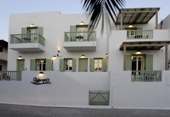 Almyris allows 18 year olds to book a room