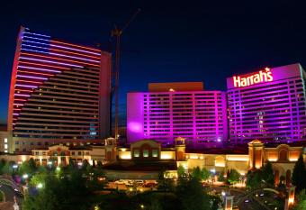 Harrah's Resort Atlantic City has Smoking rooms