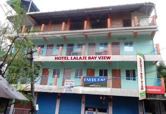 Hotel Lalaji Bayview has Balcony rooms