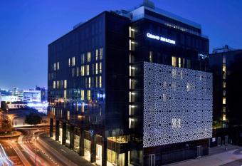 Grand Mercure Dubai City allows 18 year olds to book a room
