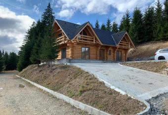 Frumusica has Balcony rooms