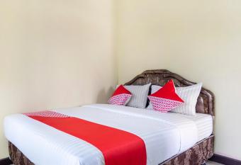 SPOT ON 2950 Grand Suites Palace Syariah allows 18 year olds to book a room