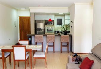 Residencial Dona Virg  nia Centro allows 18 year olds to book a room