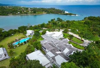Jamaica Palace Hotel has Balcony rooms