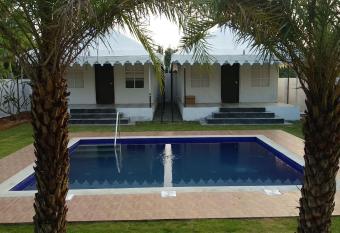 16 Bedouin has Balcony rooms