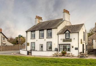 The Inn at Ravenglass allows 18 year olds to book a room