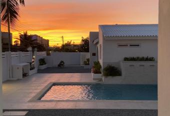 Movida Inn Aruba allows 18 year olds to book a room