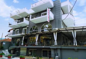 Hotel Evagelia has Balcony rooms