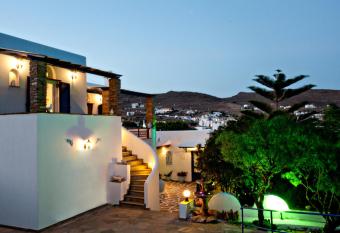 Irini Studios in Tinos has Balcony rooms