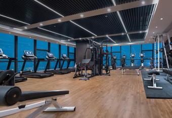 Venus Royal Hotel(Foshan Kuiqi Road Metro Station) allows 18 year olds to book a room