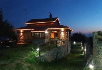 Diamanti Mountain Ski Villa Palaios Agios Athanasios has Balcony rooms