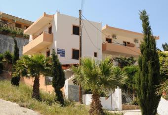 Villa Dora has Balcony rooms