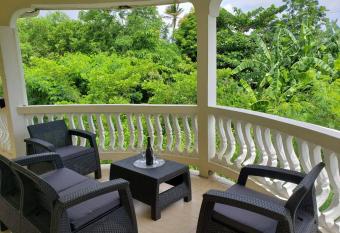 Comfort Suites Three Bedroom Apartment allows 18 year olds to book a room