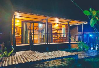 Kohmook Nurse House has Balcony rooms