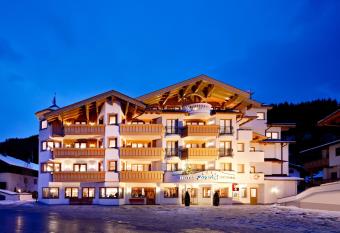 Hotel J  gerhof has Balcony rooms