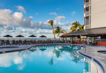 Diamond Head Beach Resort has Balcony rooms