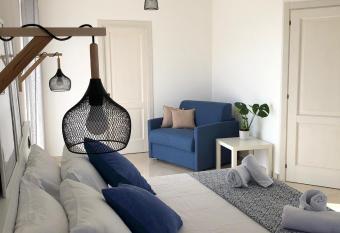 La Rinella has Balcony rooms