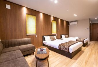 GRAND BASE Hiroshima Hikarimachi has Balcony rooms