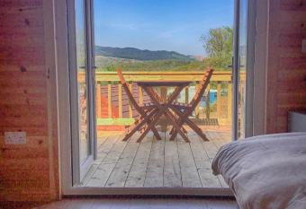 Tarbert Holiday Park has Balcony rooms