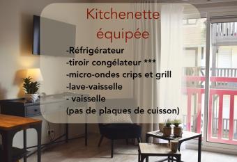 Suite Appart H  tel La Loggia By M Spa allows 18 year olds to book a room