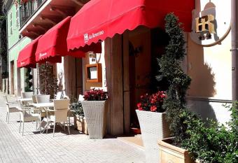 Hotel Ristorante Da Roverino has Balcony rooms