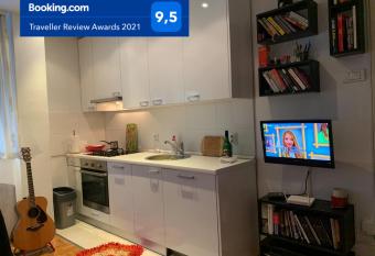 Apartman Olivia allows 18 year olds to book a room