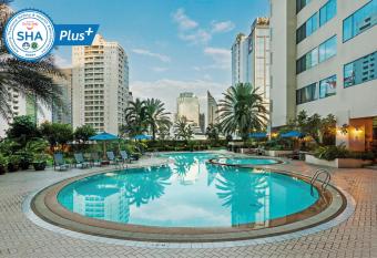 Rembrandt Sukhumvit - SHA Extra Plus allows 18 year olds to book a room