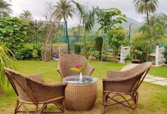 Hari Niwas - A Boutique Garden Resort Mount Abu allows 18 year olds to book a room