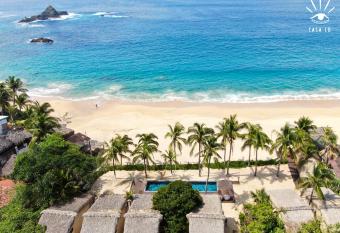 Casa Lu Hotel Boutique has Balcony rooms