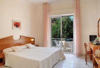 Hotel Helios has Balcony rooms