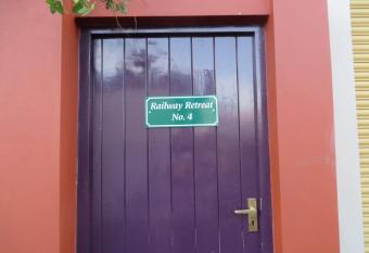 Railway Retreat No4 Comberton Terrace allows 18 year olds to book a room