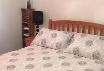 Comfy Home allows 18 year olds to book a room