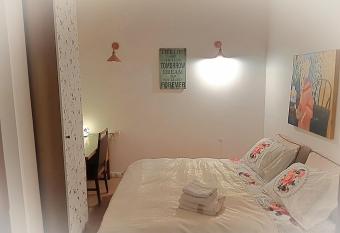                            allows 18 year olds to book a room