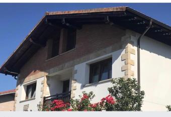 Casa Iparra Txiki Berri has Balcony rooms