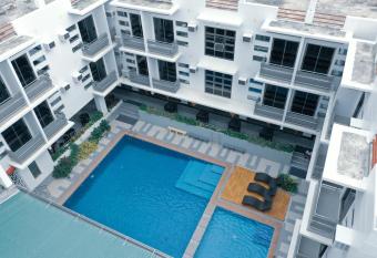 The Mang-Yan Grand Hotel by Cocotel powered by fave has Balcony rooms